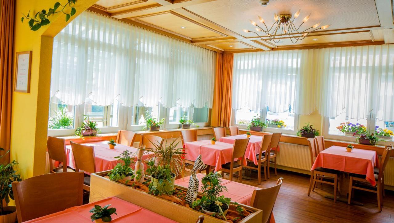 Hotel Heilquelle-Leukerbad-Therme ภายนอก รูปภาพ