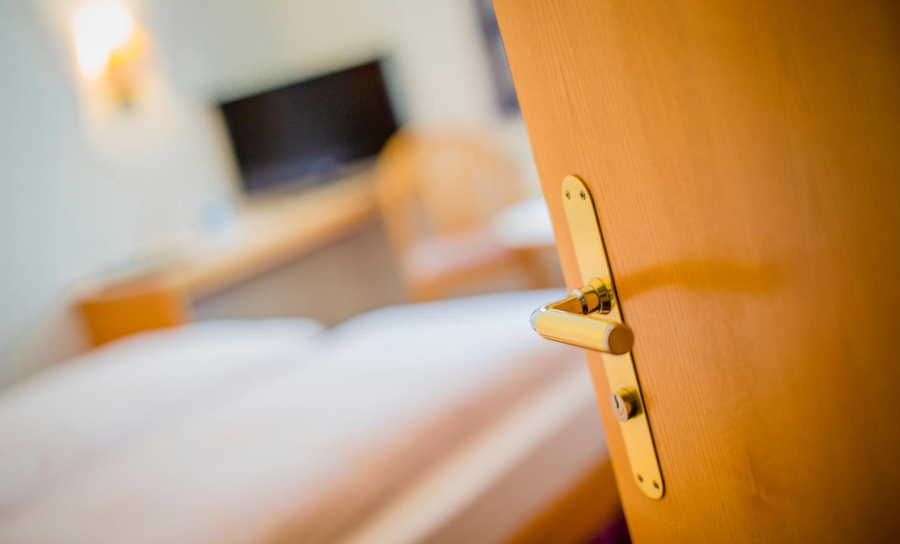 Hotel Heilquelle-Leukerbad-Therme ห้อง รูปภาพ