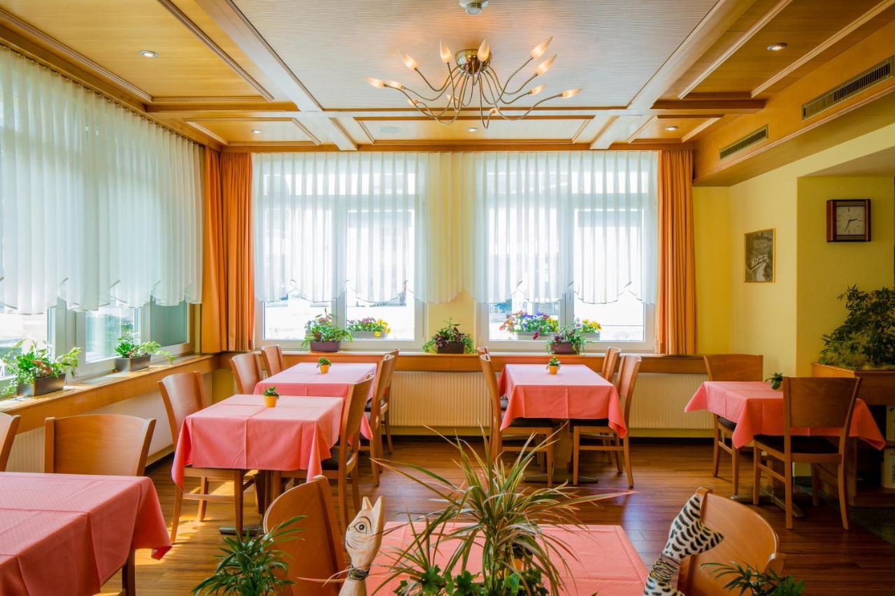 Hotel Heilquelle-Leukerbad-Therme ภายนอก รูปภาพ